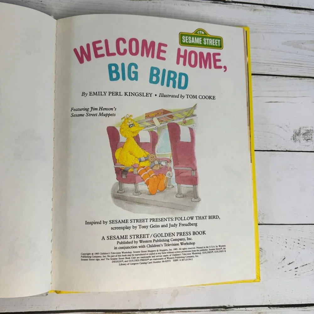 Lot of 5 Sesame Street Book club HC Books Big Bird Grover Molly Freddie Pet Show
